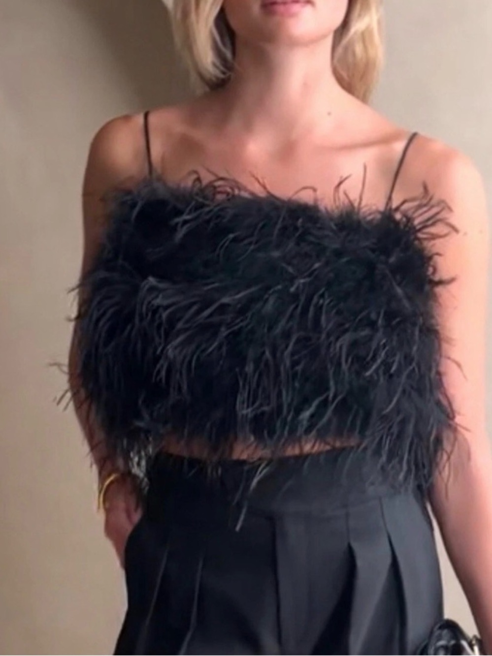 Banana Republic Luna Ostrich Feather Top – Black – Size Small